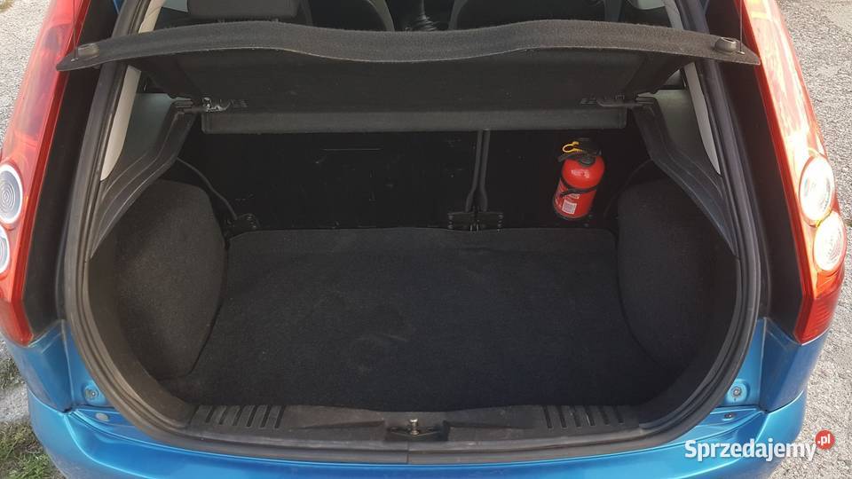 Ford Fiesta 13 benzyna 2004 r w ładnym stanie Namysłów sprzedam
