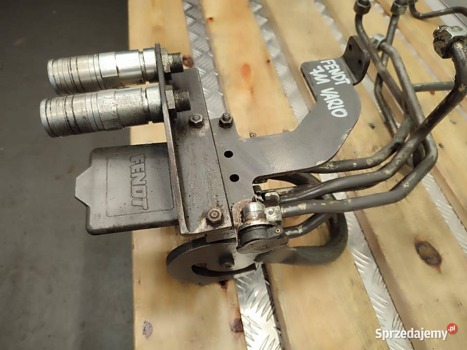 Gniazda hydrauliczne rozdzielacz FENDT 711 VARIO Wilkowo