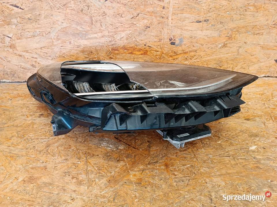 LAMPA PRAWY PRZÓD REFLEKTOR EU 107737630B TESLA wielkopolskie Nowy Tomyśl
