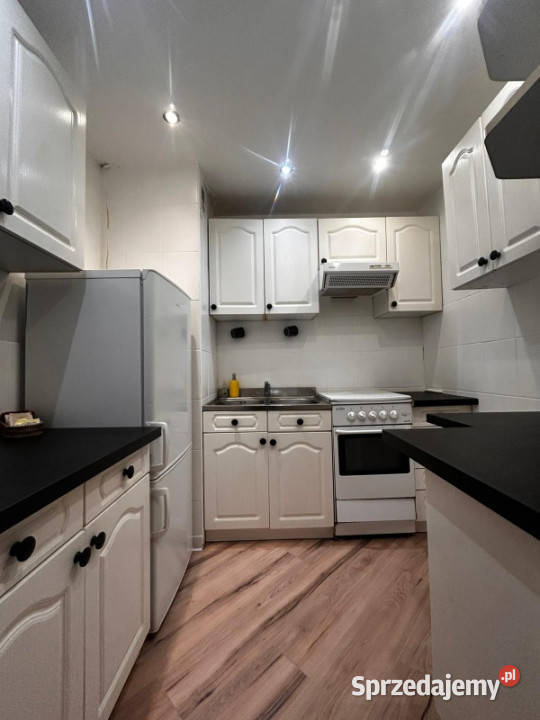 Przytulne 2pokoje Balkon Oddzielna kuchnia Metro Warszawa