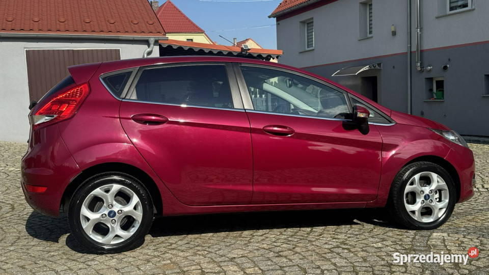 Ford Fiesta 125 Benz 82 z Niemiec TITANIUM klimatyzacja Strzegom sprzedam