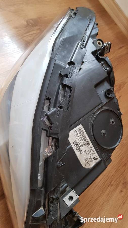 Lampa przednia prawa BMW F10 F11 bi ksenon Lubawa