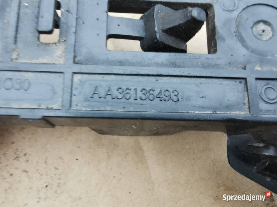 Ślizg zderzaka przód prawy rh peugeot 308 t9 II Sieraków