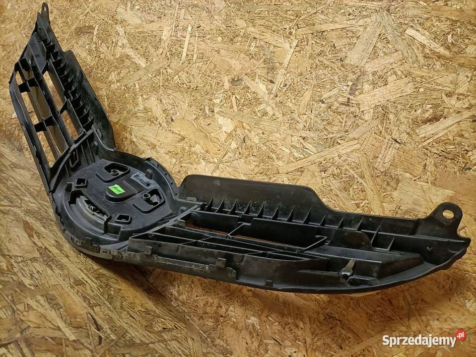 TOYOTA AURIS II GRILL KRATKA ATRAPA CHŁODNICY Pleszew