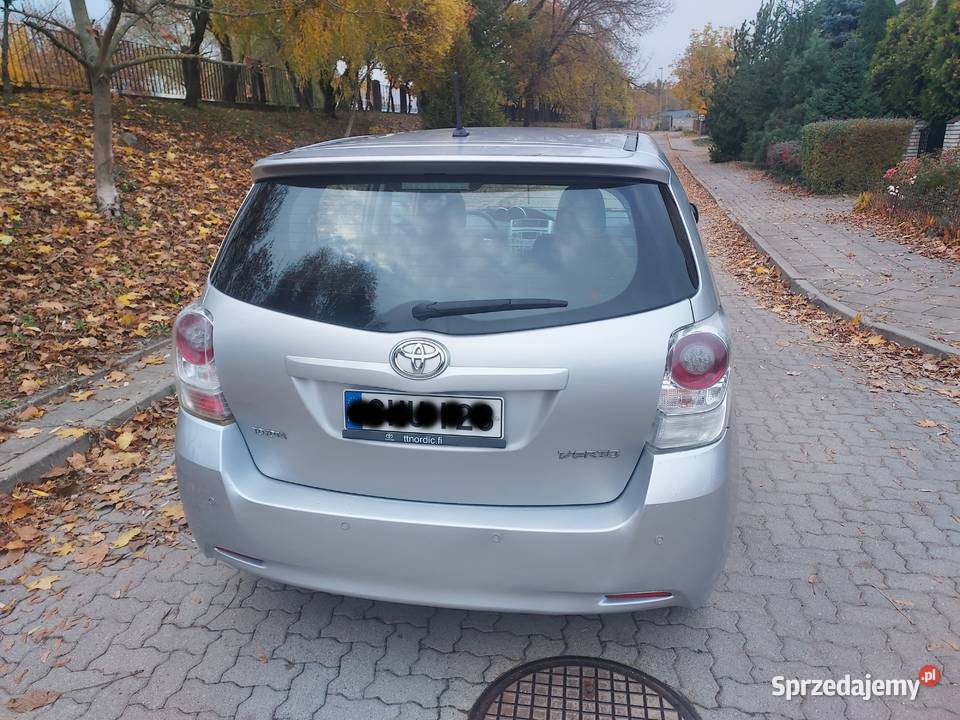 TOYOTA VERSO LIFT 16 benzyna bezwypadkowa Białystok sprzedam