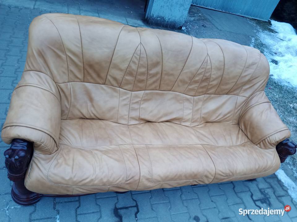 Komplet z Rzeźbami Głów Konia 321 i Ława KLER śląskie Kozy sprzedam