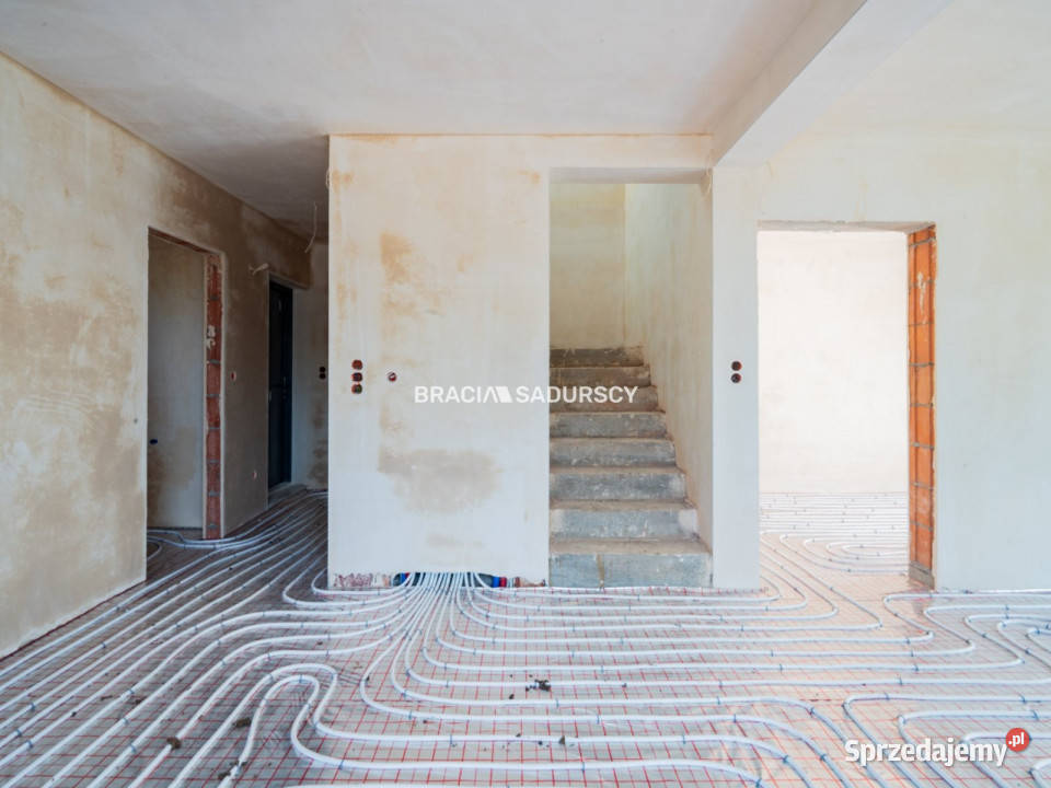 Sprzedam dom wolnostojący 140m2 Kocmyrzów