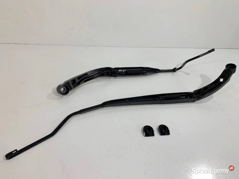 RAMIĘ WYCIERACZKI KOMPLET PRZÓD LEXUS LBX