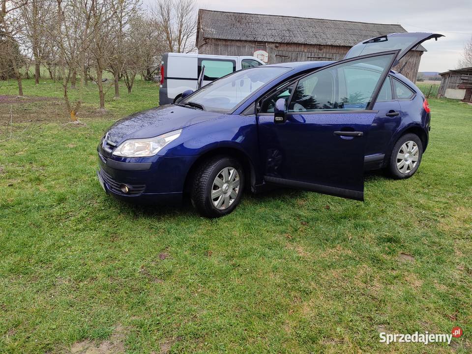 Citroen C4 wersja Exclusive stan 16 HDi gniazdo SD