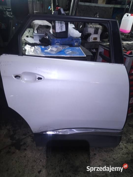 Drzwi prawe tył Peugeot 5008 2016 dolnośląskie Wrocław