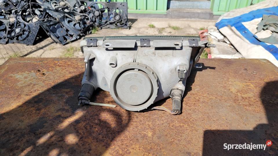 Lampa przednia lewa Volvo 460 Łagów