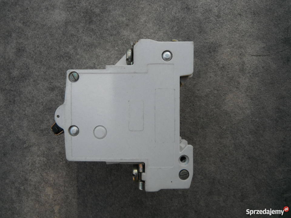 Wyłącznik instalacyjny S163 K 6A 380VAC Nowe Chlewiska sprzedam