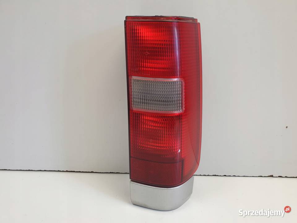 Volvo 850 KOMBI TYLNA LAMPA PRAWA prawy tył Części samochodowe Janów