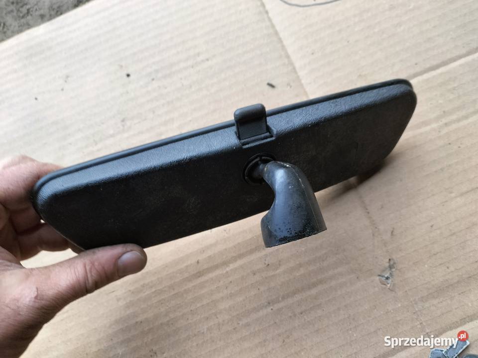 AUDI 80B3 80 B3 LUSTERKO WEWNĘTRZNE ŚRODKOWE Lusterka wewnętrzne lubelskie Kamień-Kolonia sprzedam