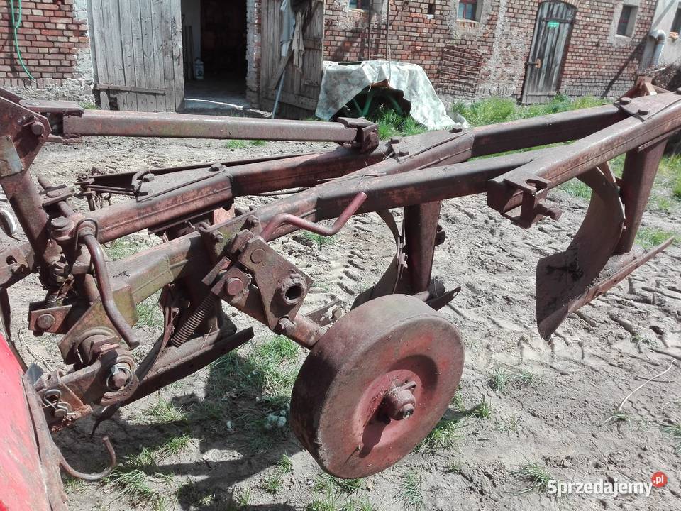 PŁUG 3 skibowy polski zagonowy