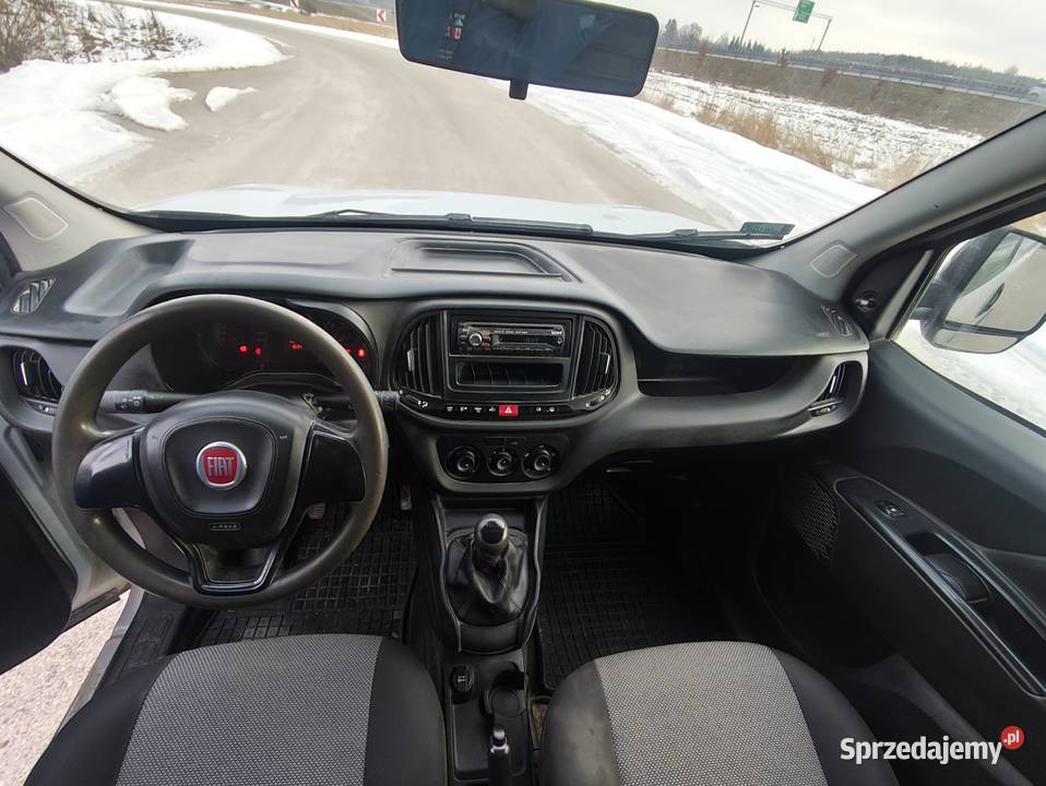 Fiat Doblo 2015R 14 BenzynaSalon PolskaPrzebieg sprzedam