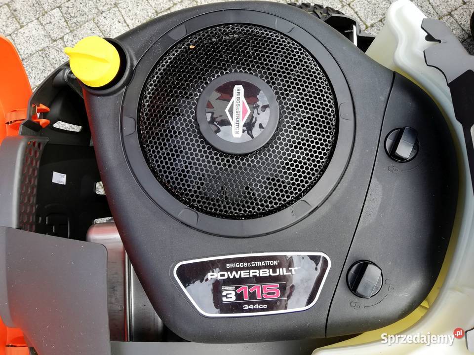 Powystawowy Rider Husqvarna R112C5 z pługiem łódzkie Kobiele Wielkie