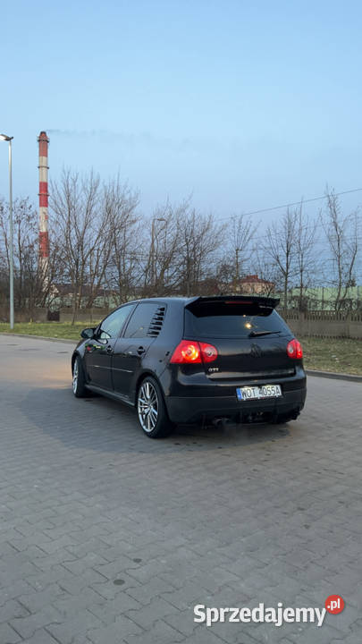 VW Golf GTI 5 200 uszkodzony Kobyłka