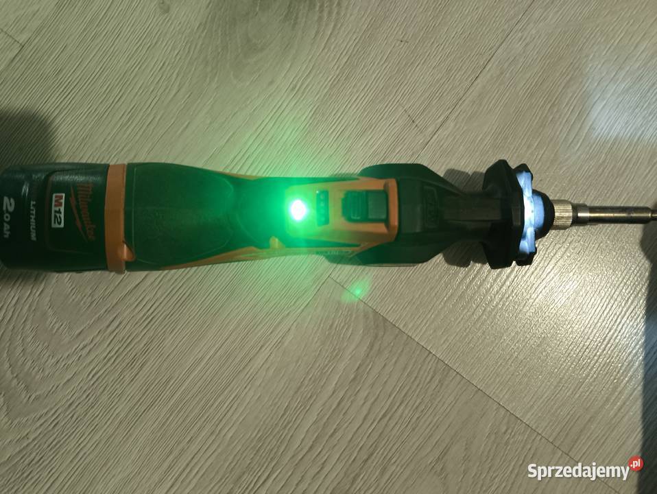 Lutownica Milwaukee m12 uszkodzona