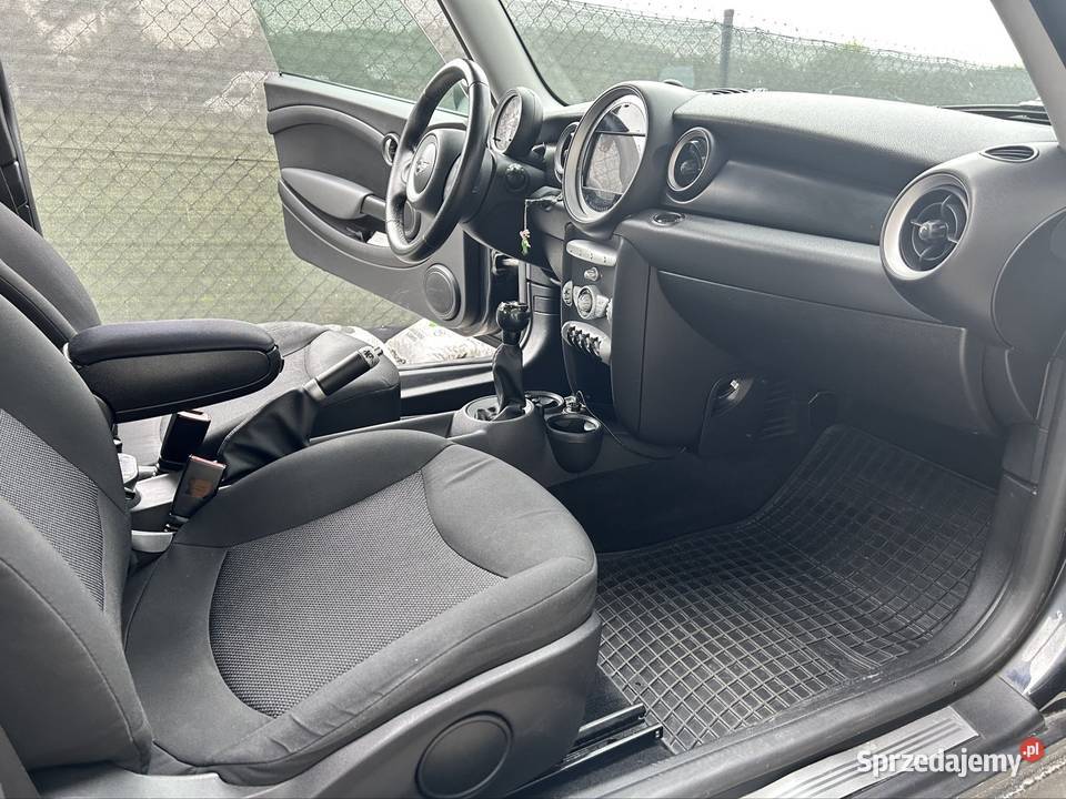 Zadbany MINI Cooper R56 16L 120 Nowy rozrząd aluminiowe felgi Mini Kraków