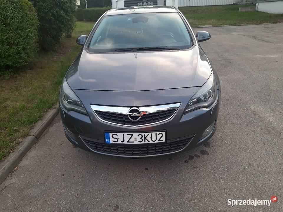 Sprzedam opla Astrę j nieuszkodzony Będzin