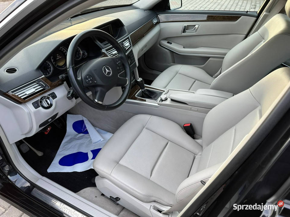 Mercedes E 200 E200CGI 18B Idealny nowe Alufelgi Ostrowiec Świętokrzyski