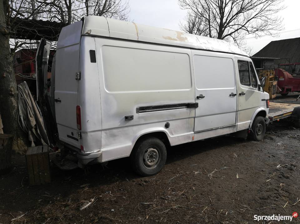 mercedes kaczka 208 manualna Biała Rawska