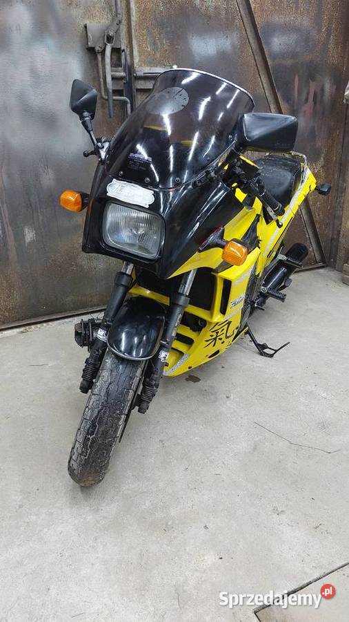 Kawasaki gpz 900r A1 pierwsza seria Top Gun uszkodzony Przanowice