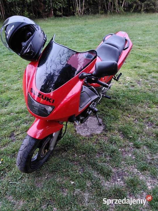 Suzuki RF 600R