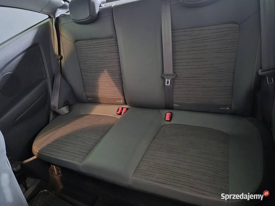 Opel Corsa D 12 benzyna 86 2014r benzyna Czeladź