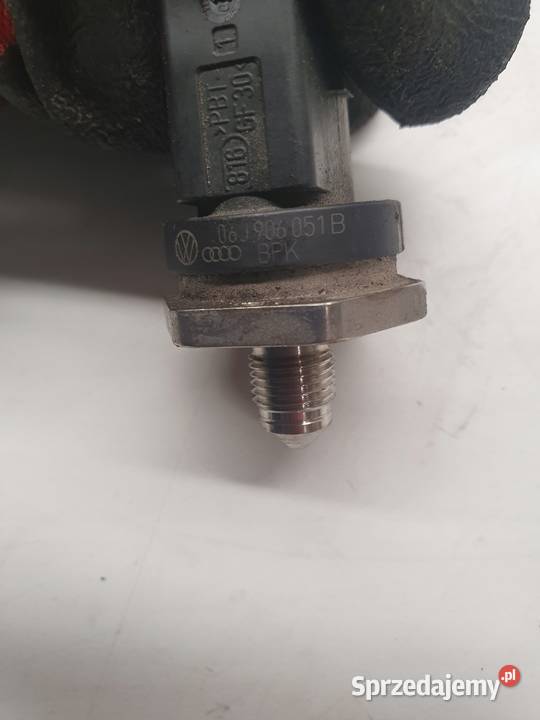 CZUJNIK CIŚNIENIA PALIWA AUDI 18 TFSI 06J906051B osobowe Przystajń sprzedam