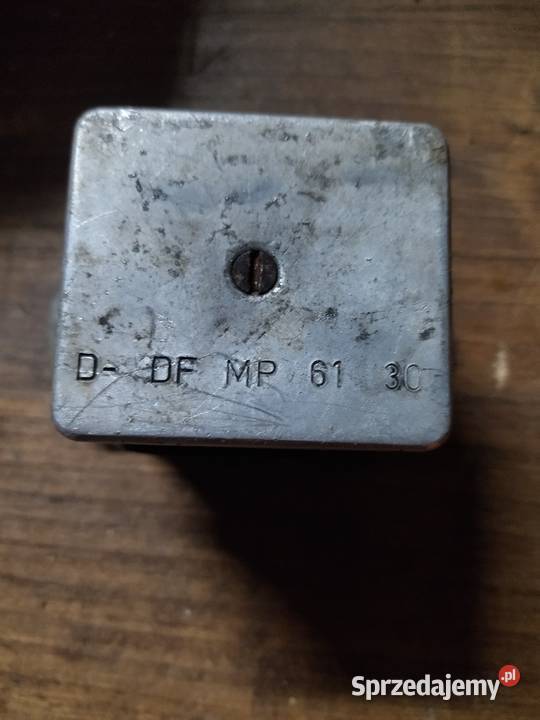 Sprzedam regulator napięcia ddr Rzeszów
