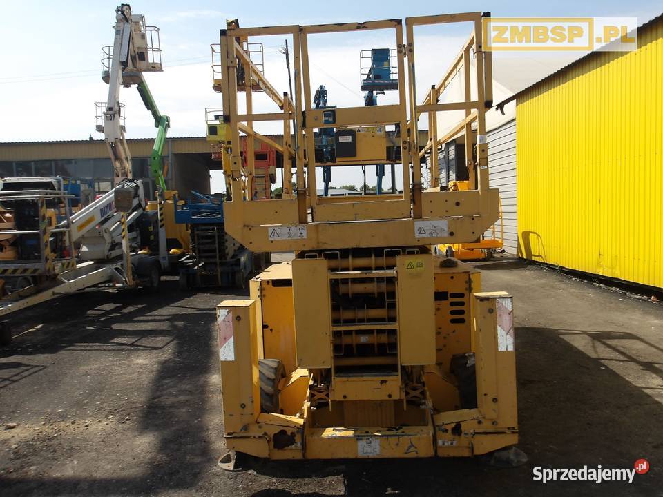 Podnośnik nożycowy spalinowy 14m 4x4 Genie Rok produkcji 2012 wielkopolskie Pleszew