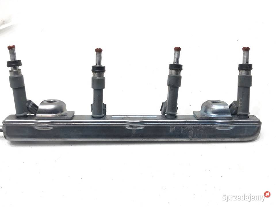 LISTWA WTRYSKOWA TOYOTA COROLLA E21 18 122