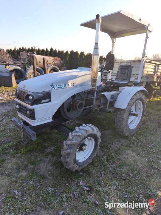 Ciągnik t25 SCOUT Sochaczew sprzedam