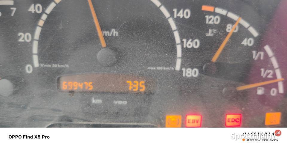 syndyk sprzeda samochód dostawczy MercedesBenz Inowrocław