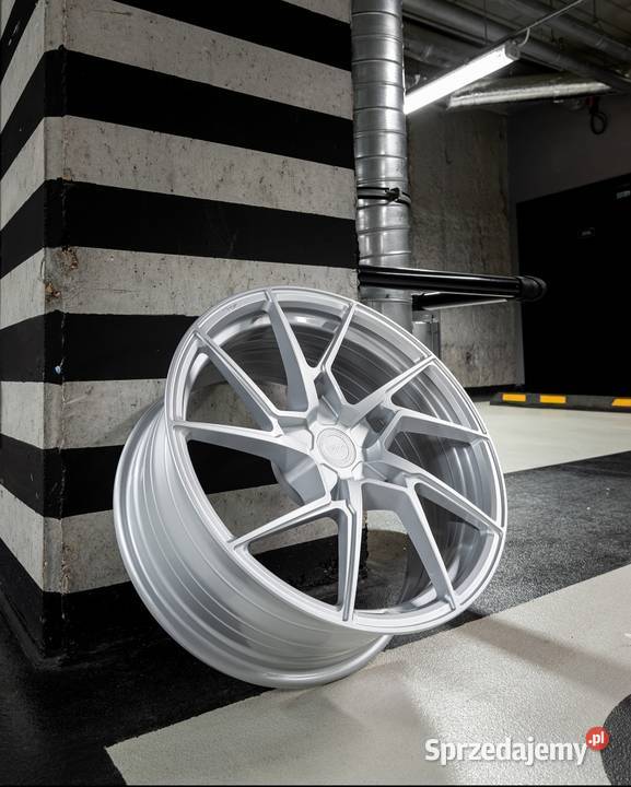 Nowe felgi yota yp2 5x112 18 8j et40 do a3 a4 a5 aluminiowe podkarpackie Jasło