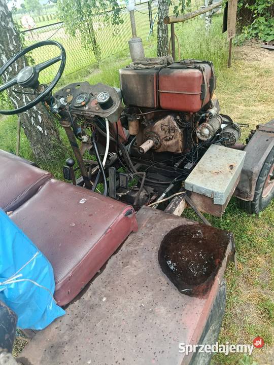 Traktor Es 15 Lipnik