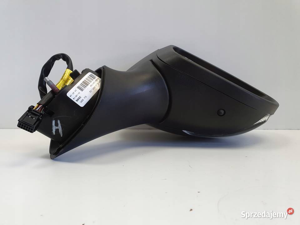 LUSTERKO Renault Clio IV 1220r PRAWE PASAŻERA