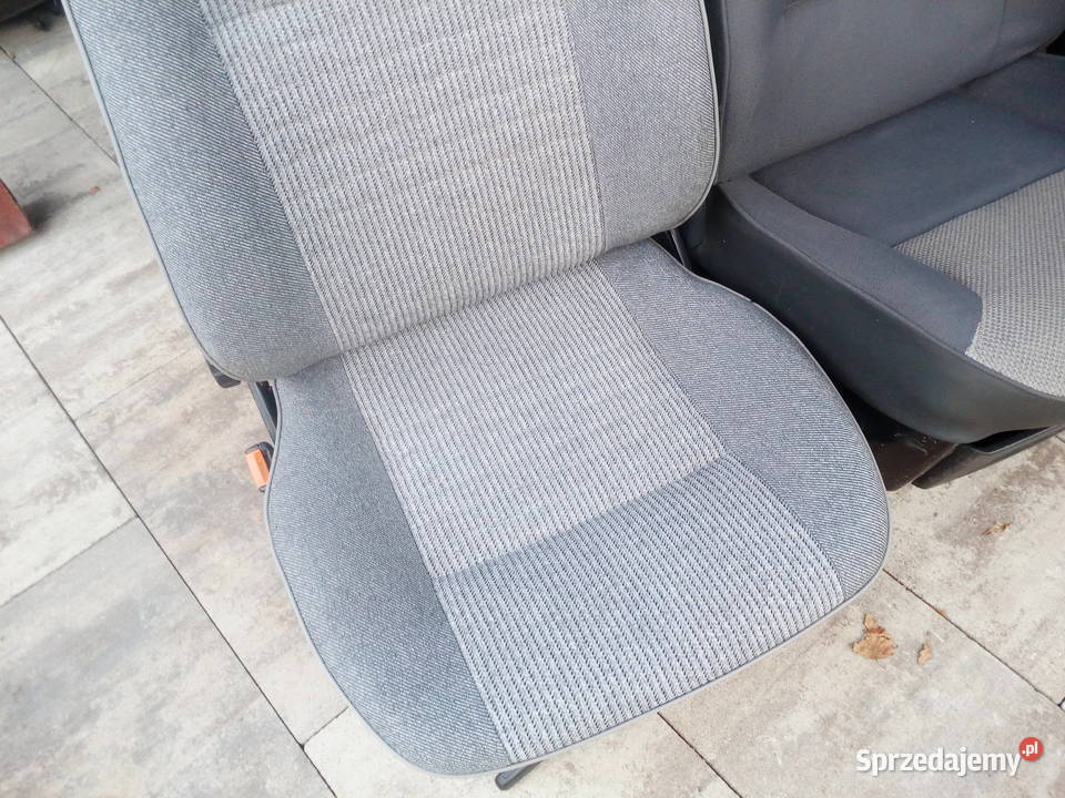 VW Volkswagen Golf II 2 fotele lewy prawy świętokrzyskie sprzedam