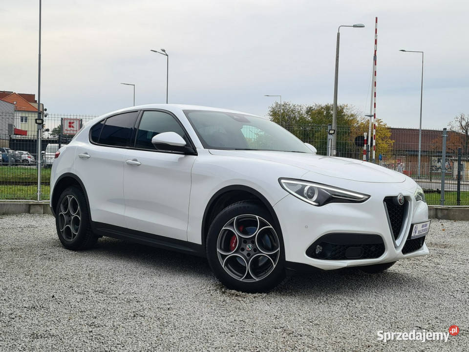 Alfa Romeo Stelvio 4x4 Navi Kamera ogranicznik prędkości Wągrowiec