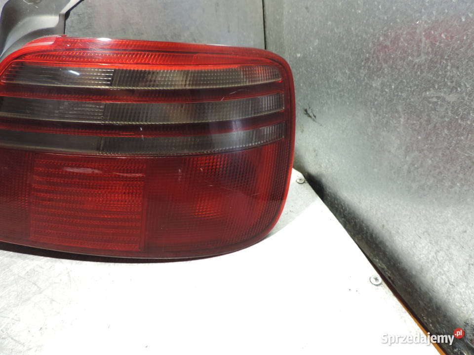 HONDA ACCORD VI 6 LAMPA PRAWA TYŁ SEDAN prawe Nowy Sącz