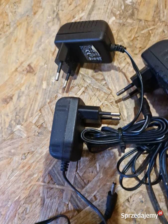 Ładowarka Zasilacz sthor 17V DC 9 w do Baterii