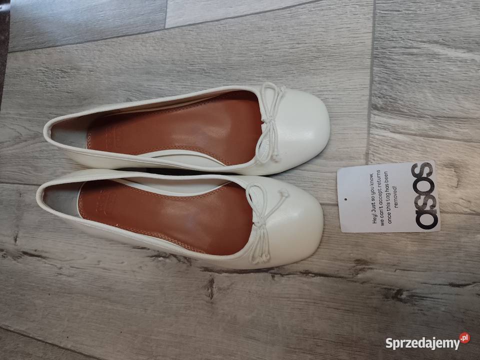40 ASOS Białe kremowe czółenka wieczorowe z Kraków