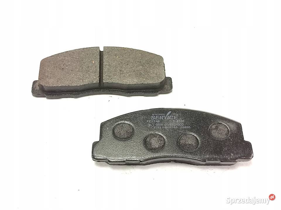 KLOCKI HAMULCOWE PRZÓD MITSUBISHI LANCER IV NOWE