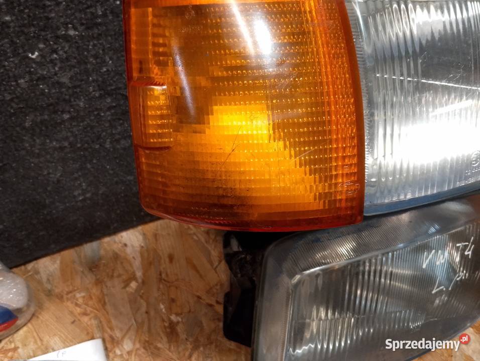 Lampy przednie VW T4 przód Sawin