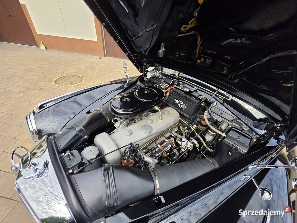 Mercedes Benz Typ 300 Adenauer renowacja Woźniki