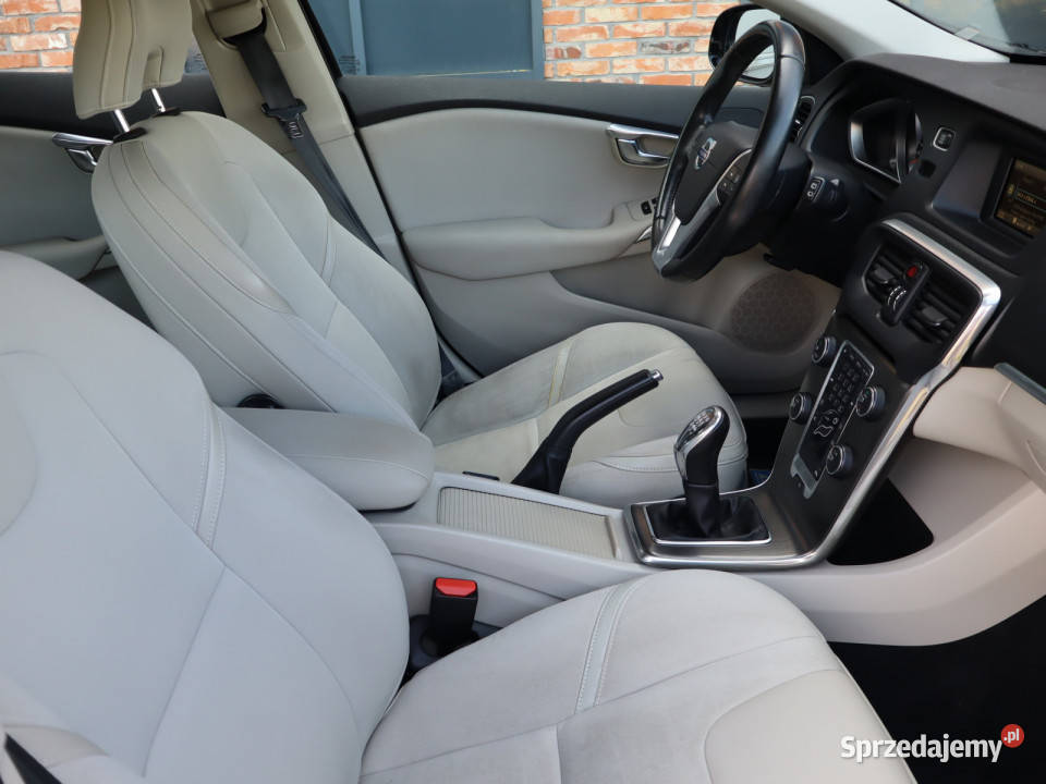 Volvo V40 16 T3 Hatchback V40