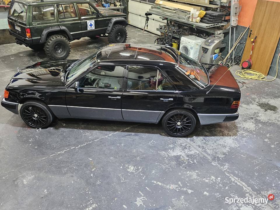 Mwrcedes Benz W 124 250 D stan kolekcjonerski W124 Żyraków