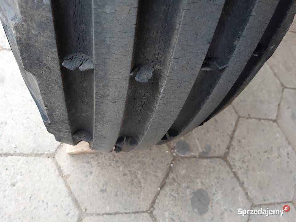 Koła do rosyjskiego rozrzutnika sprzedam